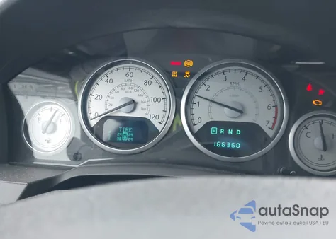 2010 Chrysler Town & Country Touring Plus z USA, uszkodzony, nr VIN 2A4RR8DXXAR375236